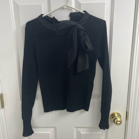 EUC Chicwish FANCY WITH BOWKNOT KNIT TOP IN BLACK Sz M - Picture 6 of 6